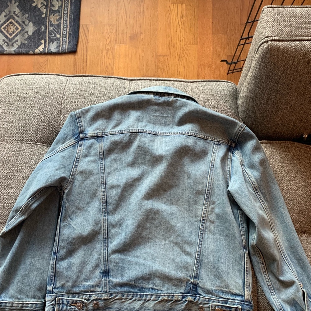 Women’s Levi Jean jacket - Picture 2 of 4